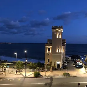 *** Hotel Castello Miramare Italia
